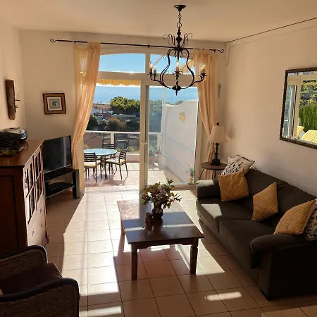 Delightful Burriana House With Magnificent & Sea Views.